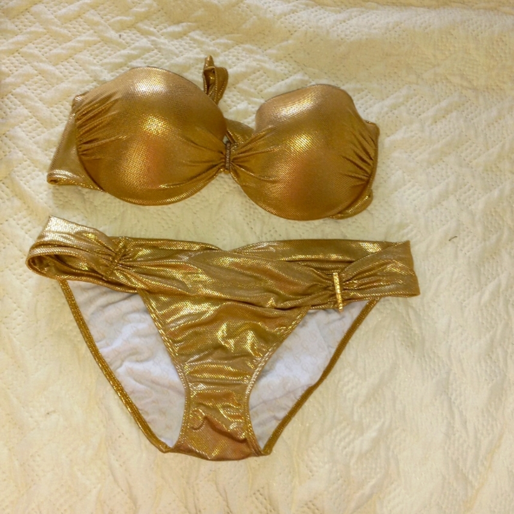 LIKE NEW Victoria secret bikini